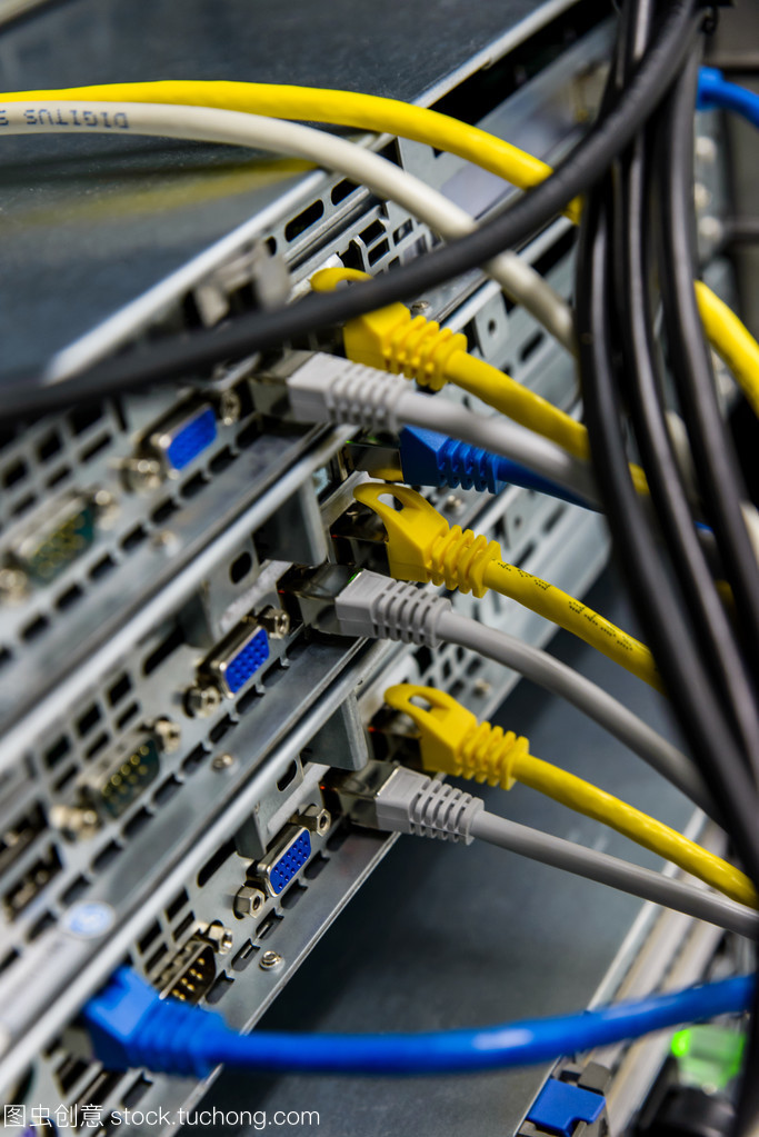 網(wǎng)絡交換機與以太網(wǎng)電纜在汽車配件中的應用與前景